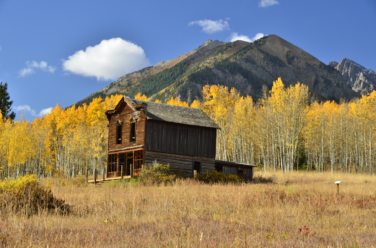 9 Colorado Ghost Towns to Visit!