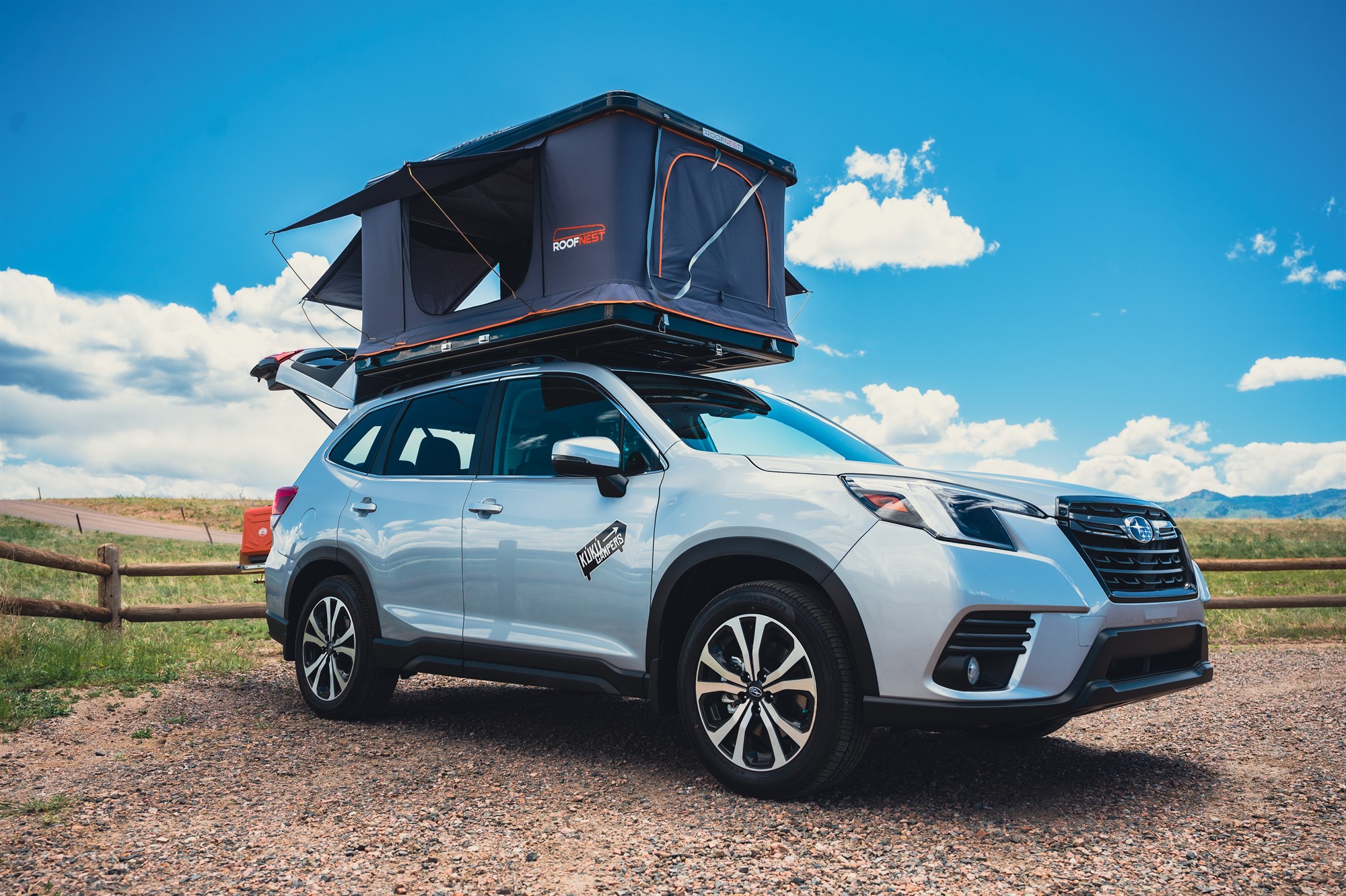 Picture of Subaru Forester with Roof Top Tent